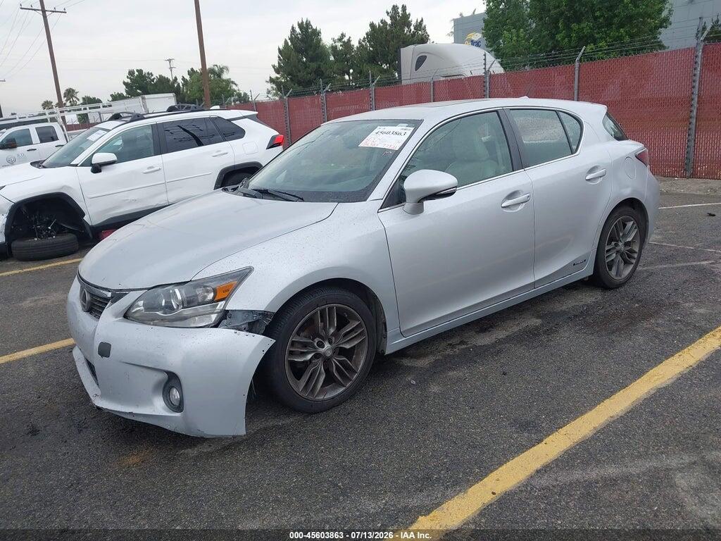 JTHKD5BH7B2032687 2011 LEXUS CT 200H photo no. 2