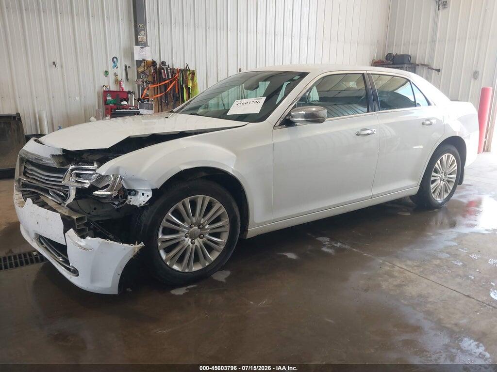 2C3CCAKG9EH201083 2014 CHRYSLER 300C photo no. 2