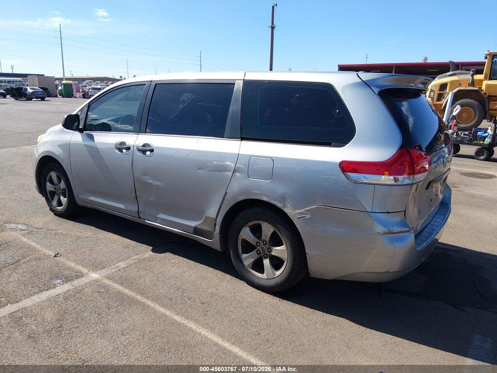 5TDZK3DC6CS201894 2012 TOYOTA SIENNA photo no. 3