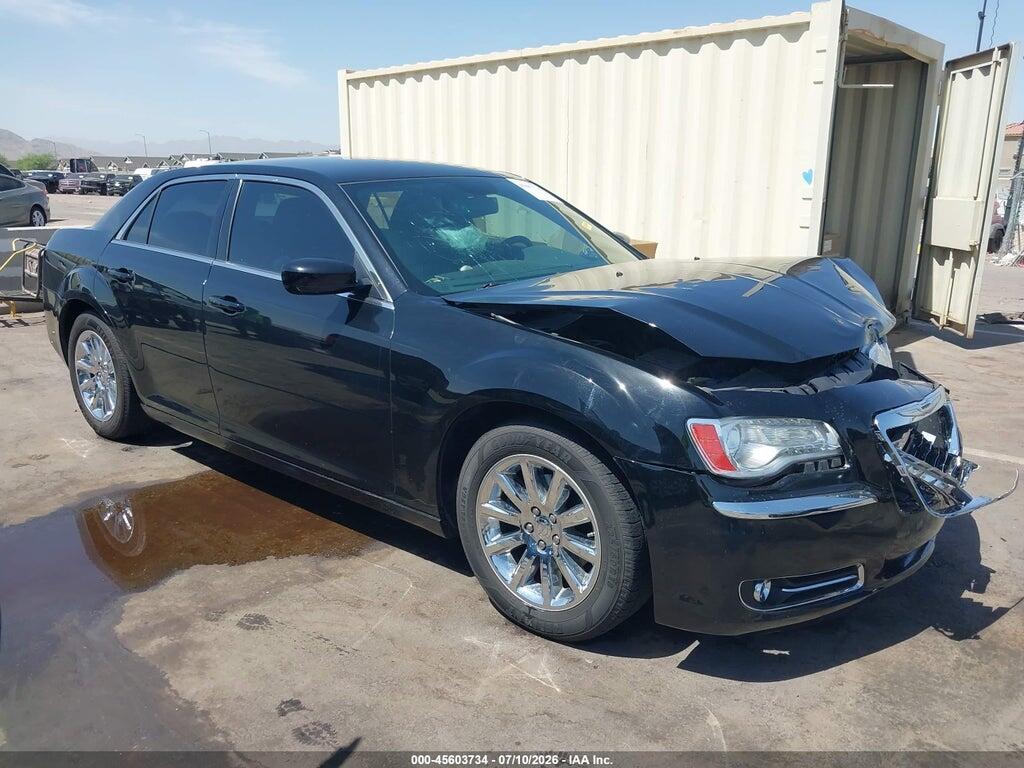 2C3CCAAG2DH577477 2013 CHRYSLER 300 photo no. 1