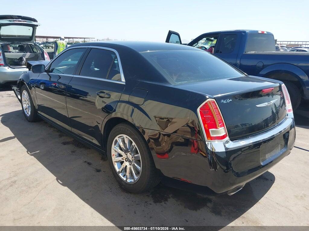 2C3CCAAG2DH577477 2013 CHRYSLER 300 photo no. 3