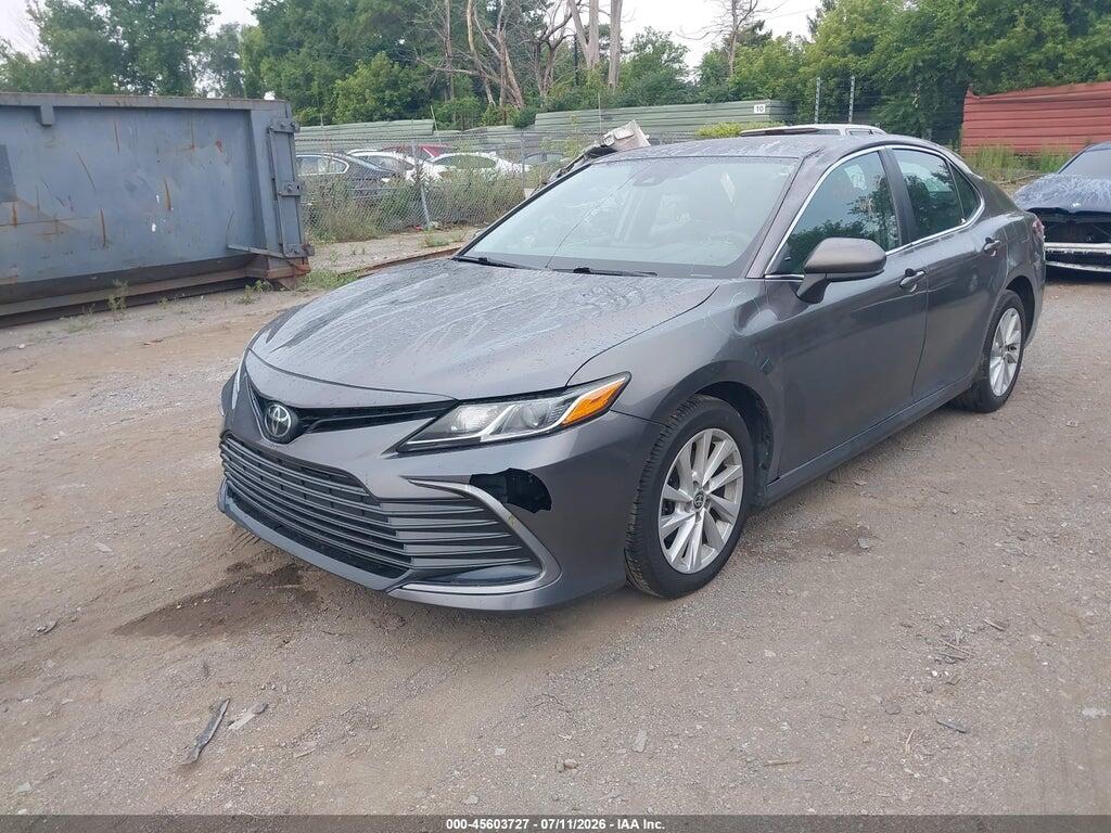 4T1C11BK6NU061220 2022 TOYOTA CAMRY photo no. 2