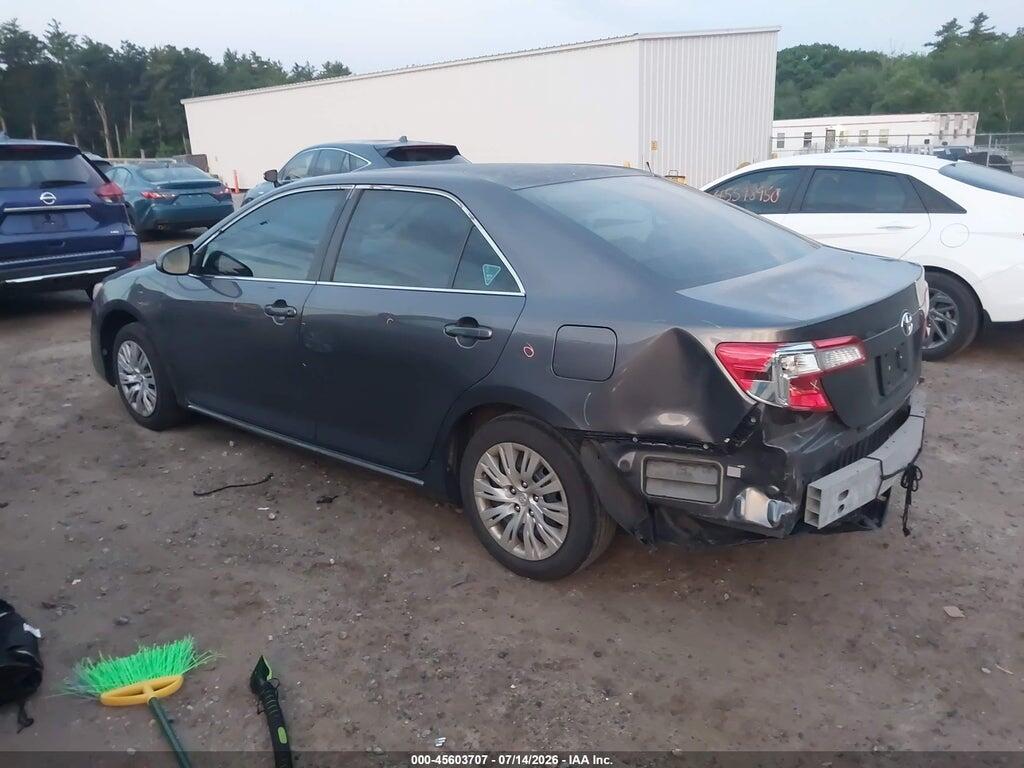 4T4BF1FK6ER364432 2014 TOYOTA CAMRY photo no. 3