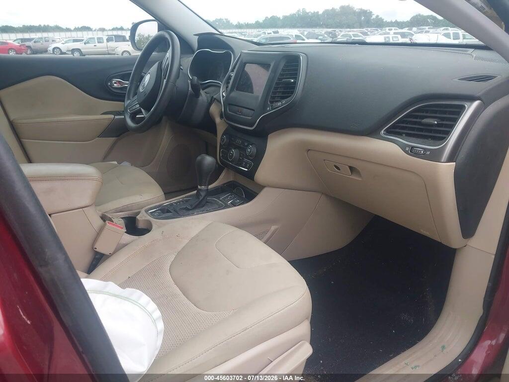1C4PJLCB8KD110669 2019 JEEP CHEROKEE photo no. 5
