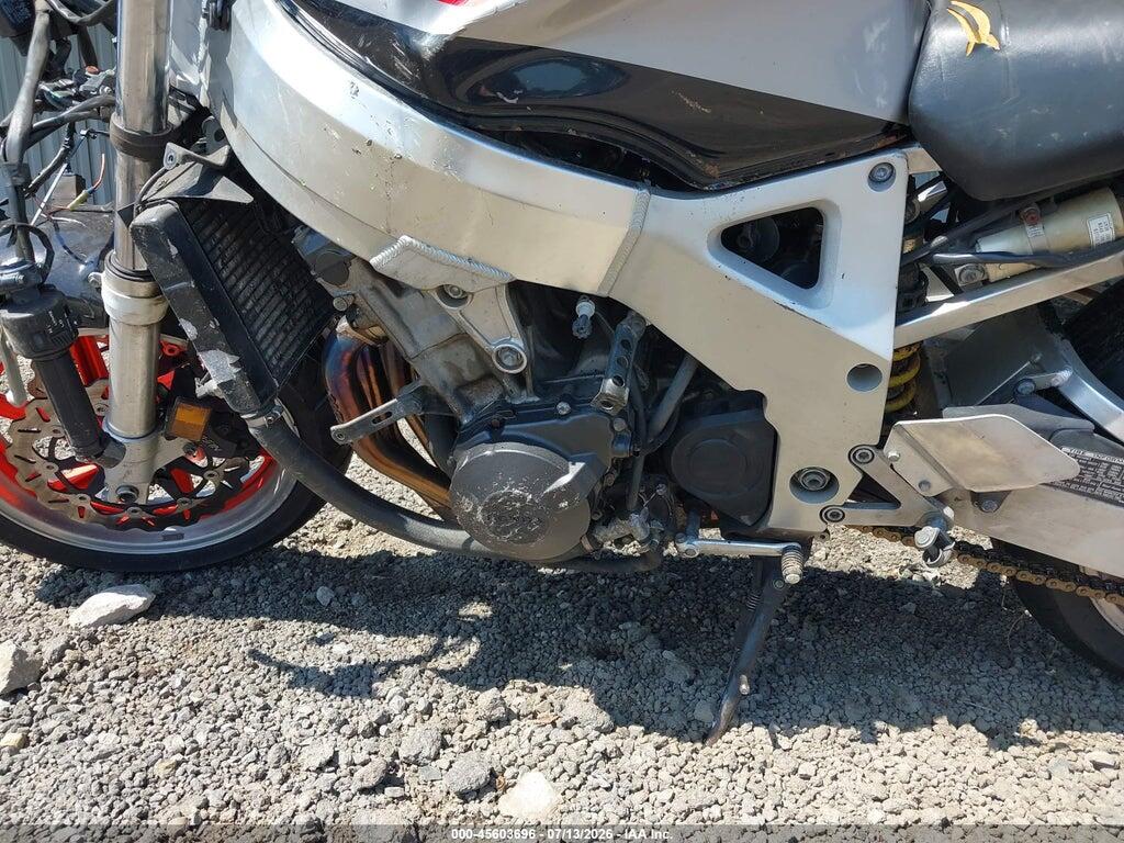 JH2SC2801RM200799 1994 HONDA CBR900 photo no. 9