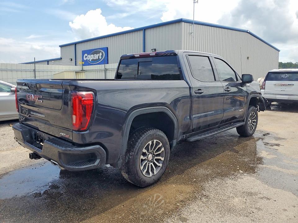 2022 GMC SIERRA K1500 AT4 — Фото 3 из 12