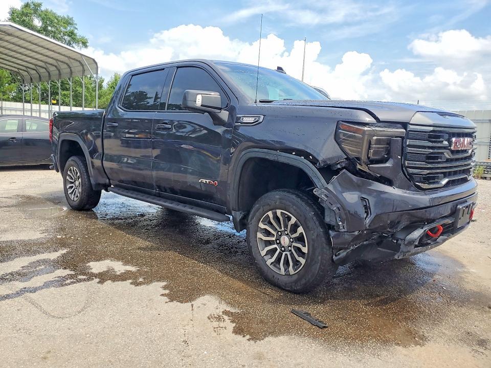 2022 GMC SIERRA K1500 AT4 — Фото 4 из 12