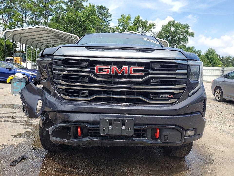 2022 GMC SIERRA K1500 AT4 — Фото 5 из 12