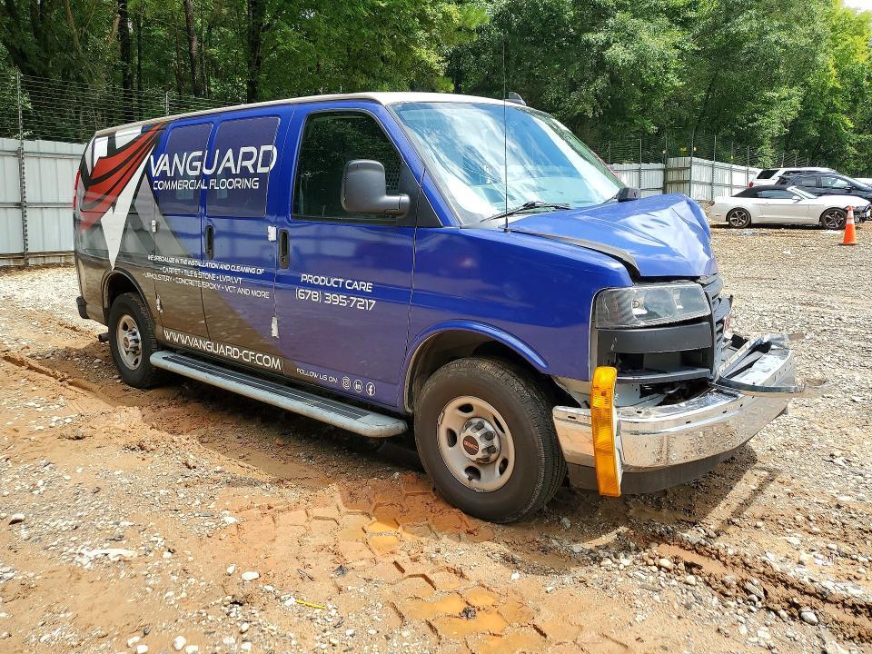 2022 GMC SAVANA G2500 — Фото 4 из 13
