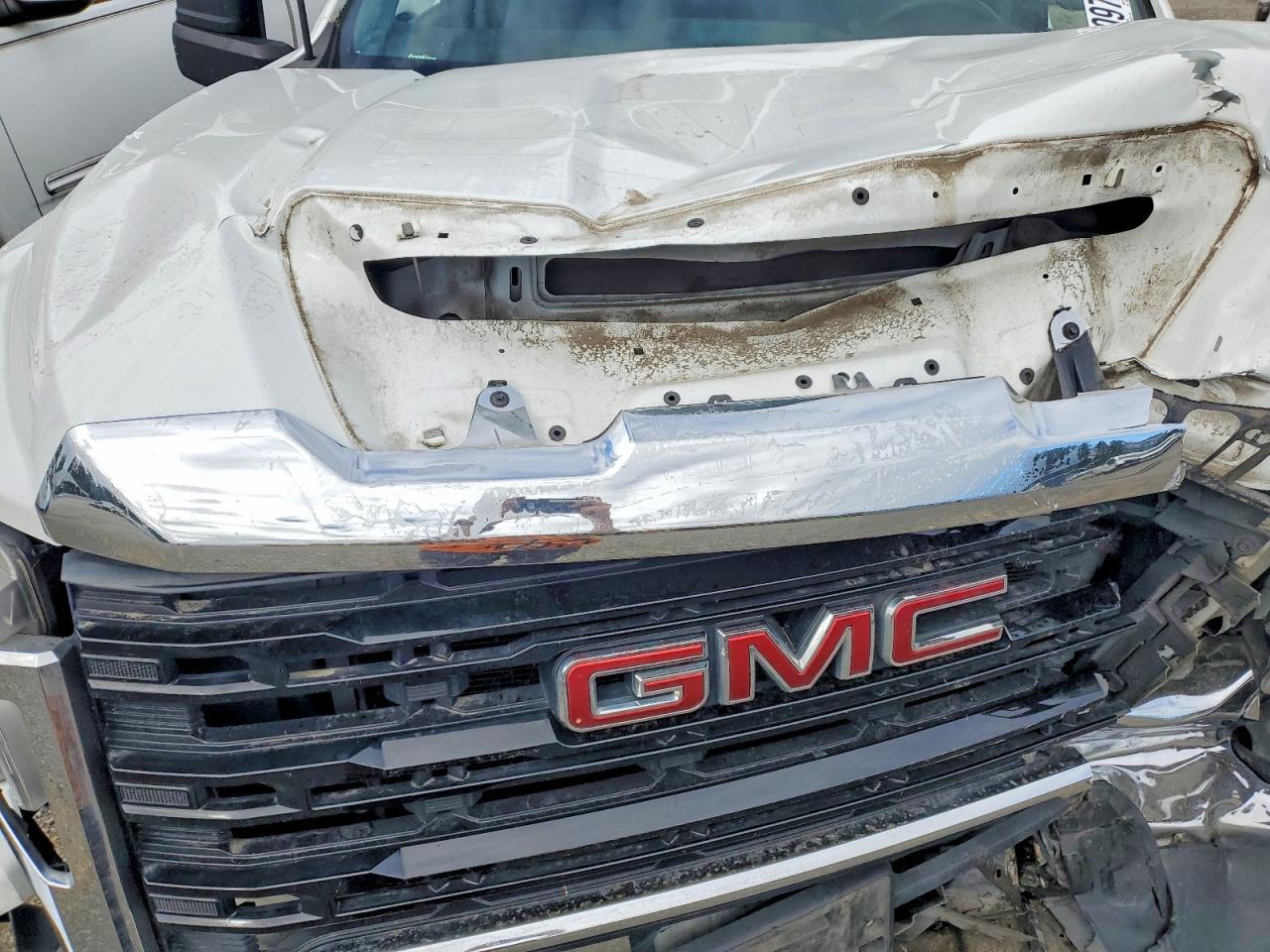 2022 GMC SIERRA K2500 HEAVY DUTY — Фото 11 из 12