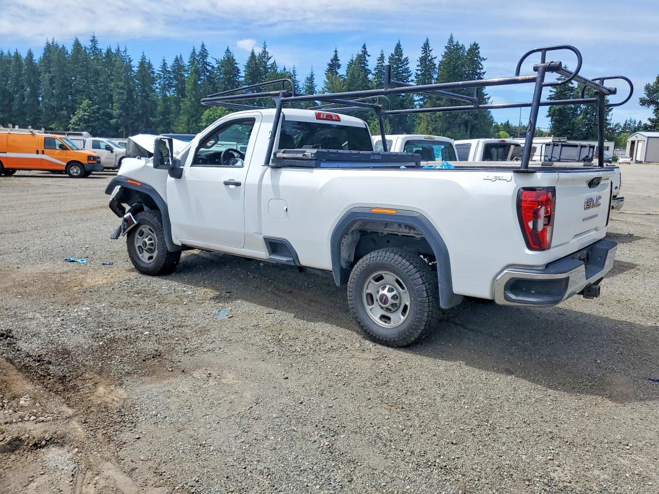 2022 GMC SIERRA K2500 HEAVY DUTY — Фото 2 из 12