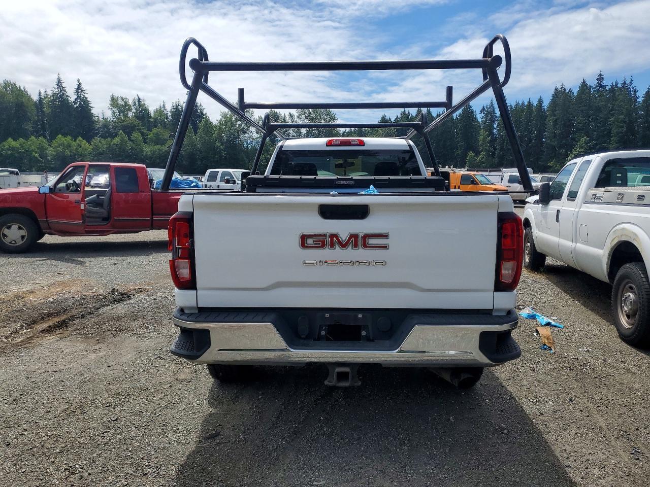2022 GMC SIERRA K2500 HEAVY DUTY — Фото 6 из 12