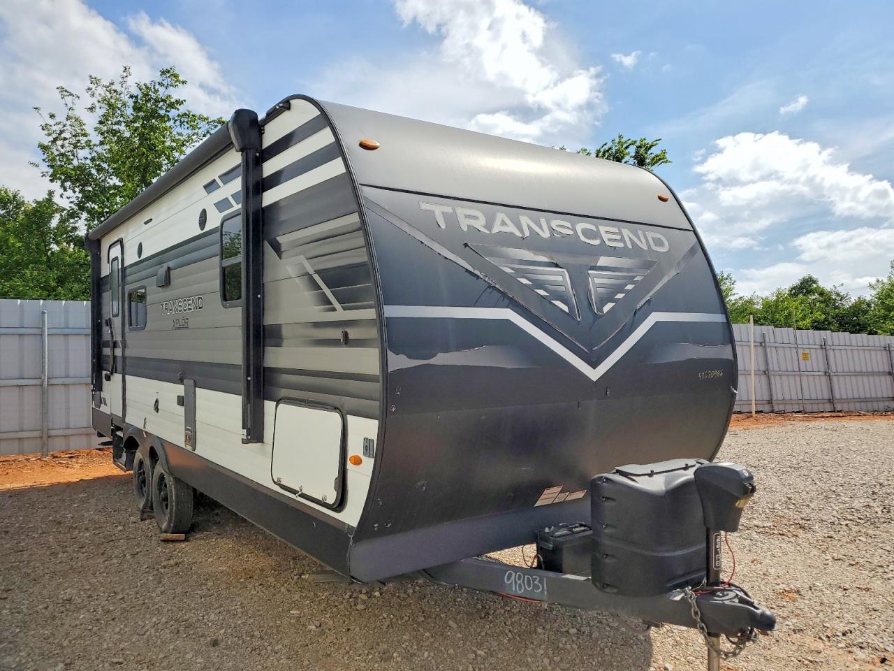 2022 GRAND DESIGN TRANSCEND 573TT2725N8821345