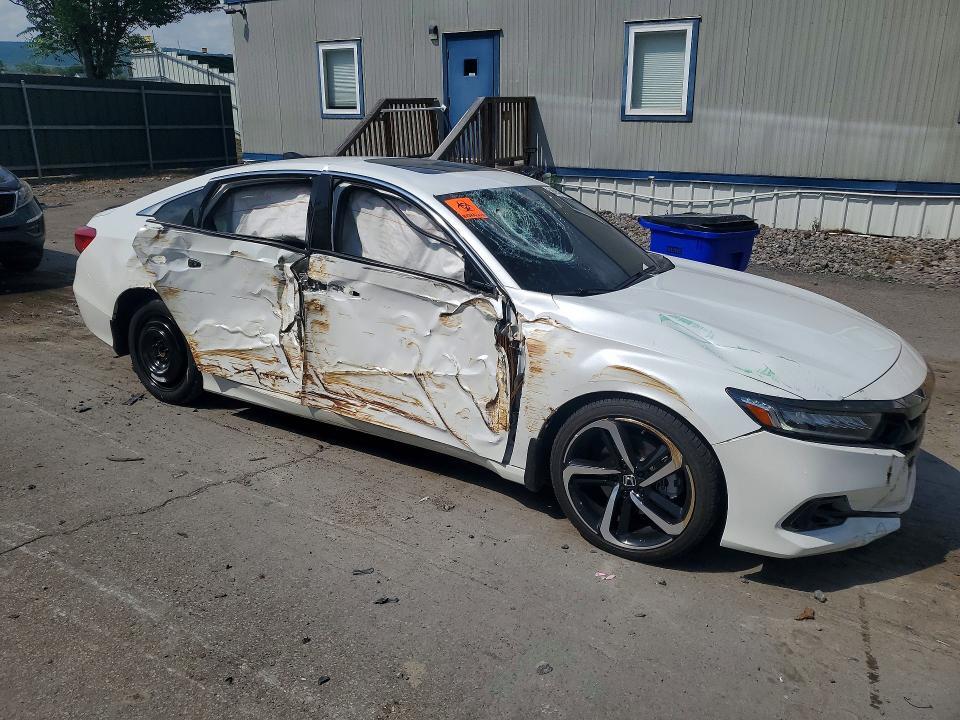 1HGCV2F38NA022553 2022 HONDA ACCORD photo no. 4
