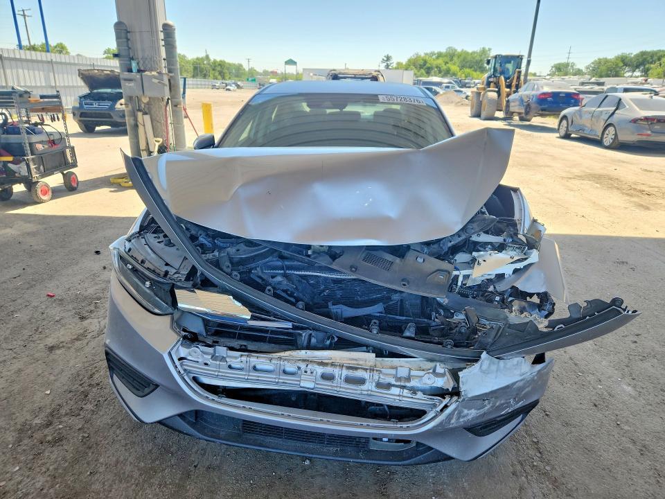 19XZE4F5XNE007720 2022 HONDA INSIGHT photo no. 5