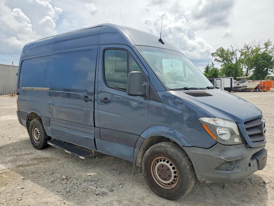 2018 MERCEDES-BENZ SPRINTER 2500 — Фото 4 из 12