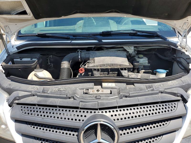 2015 MERCEDES-BENZ SPRINTER 2500 — Фото 12 из 13