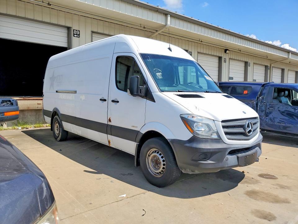 2015 MERCEDES-BENZ SPRINTER 2500 — Фото 4 из 13