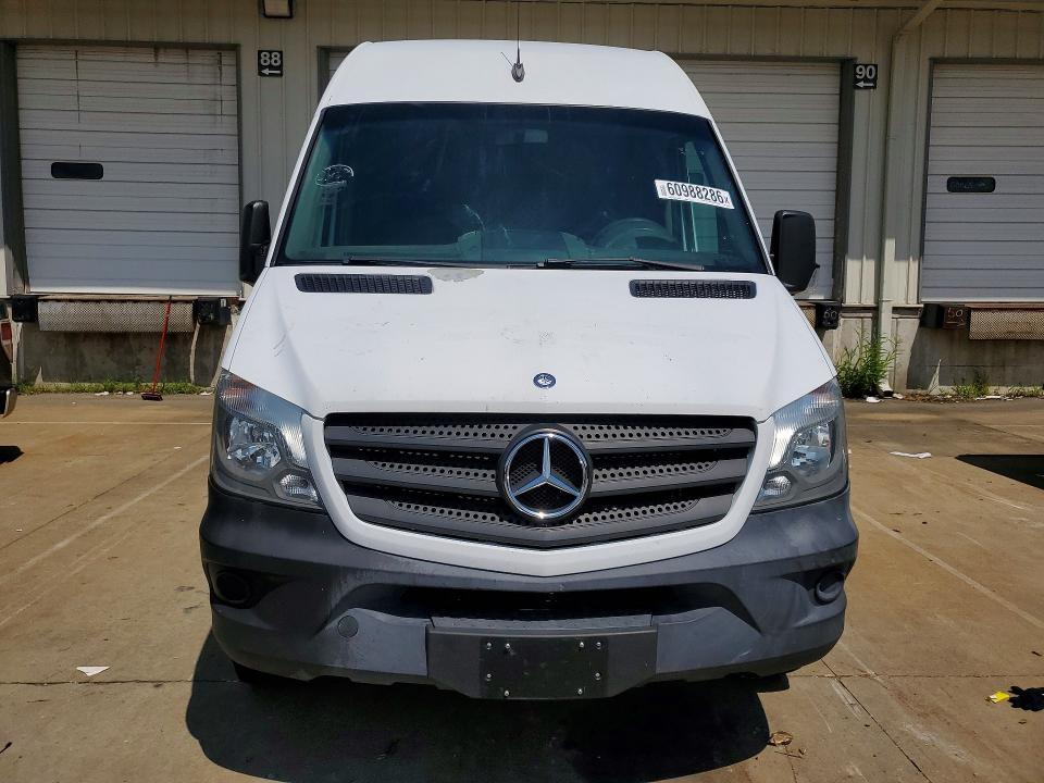 2015 MERCEDES-BENZ SPRINTER 2500 — Фото 5 из 13