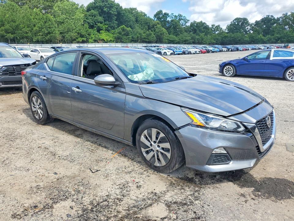 1N4BL4BV4LC238975 2020 NISSAN ALTIMA photo no. 4
