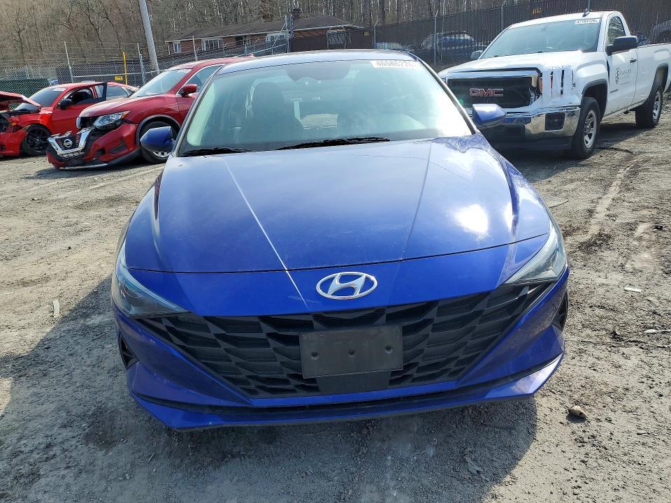 2022 HYUNDAI ELANTRA SEL — Фото 5 из 12