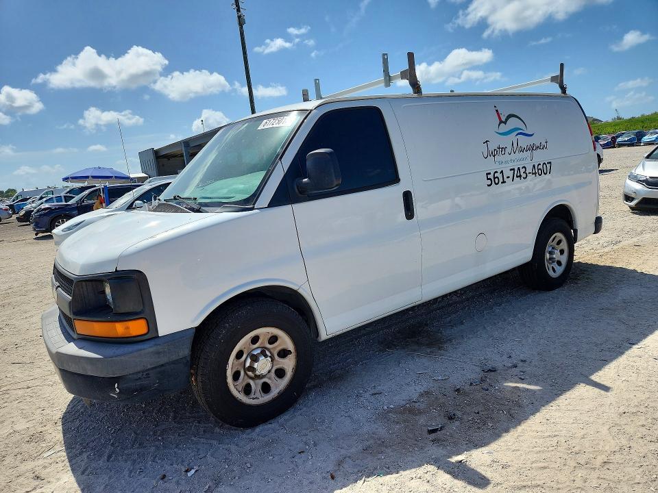 1GCSGAFX7D1135278 2013 CHEVROLET EXPRESS G1500 photo no. 1