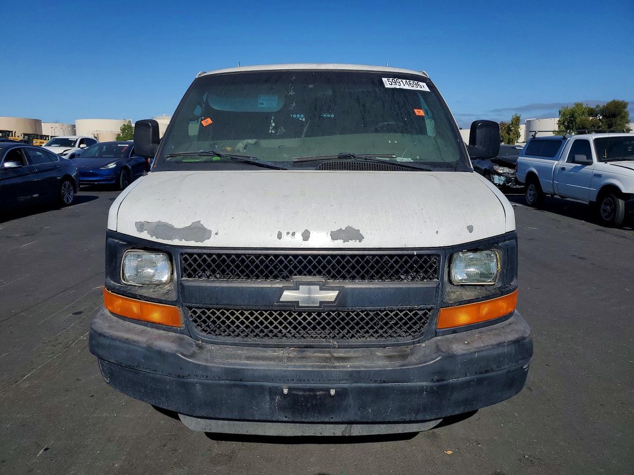 2009 CHEVROLET EXPRESS G1500 — Фото 5 из 13