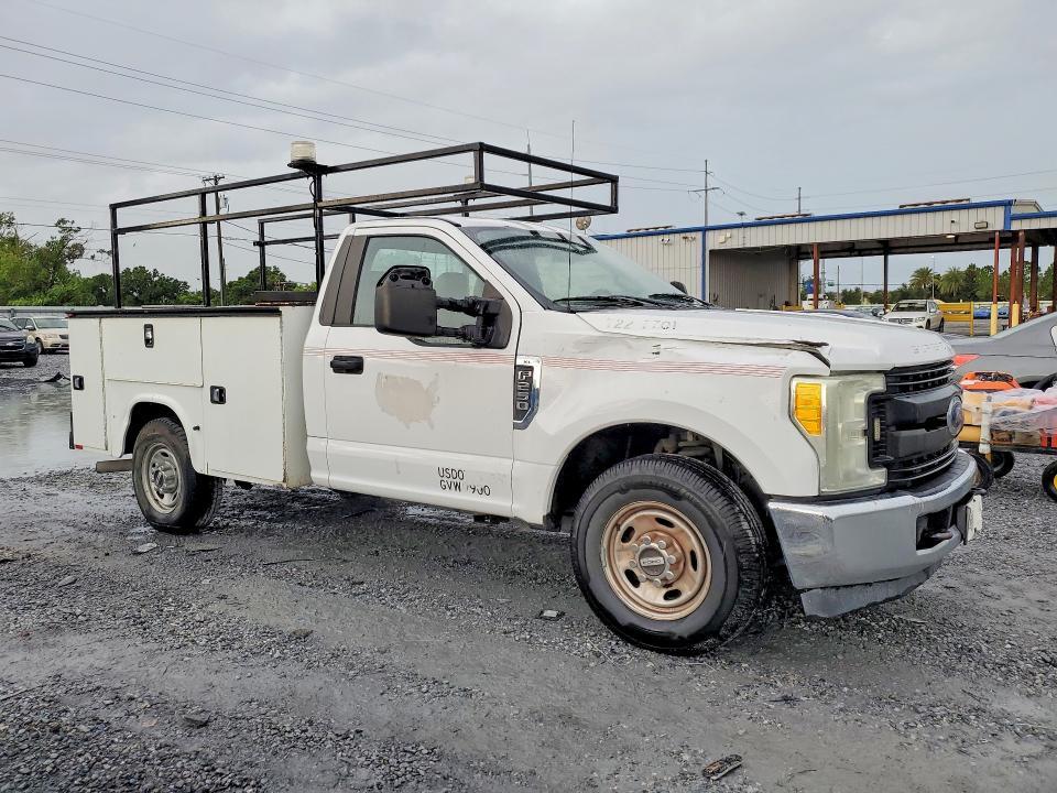 1FDBF2A60HEB60251 2017 FORD F250SUPDTY photo no. 4