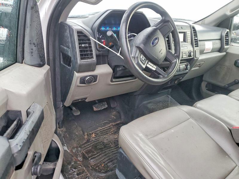 1FDBF2A60HEB60251 2017 FORD F250SUPDTY photo no. 8
