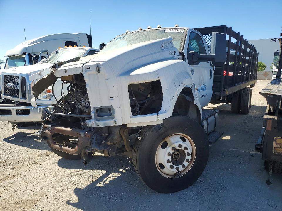 1FDNF6DC7HDB00785 2017 FORD F650 photo no. 1