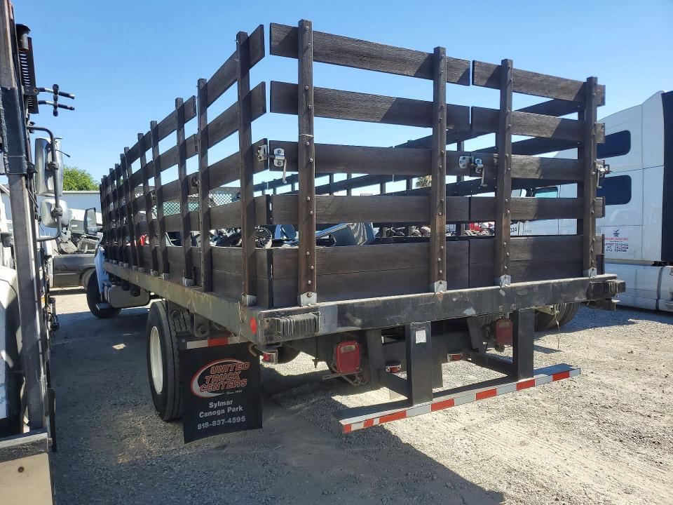 1FDNF6DC7HDB00785 2017 FORD F650 photo no. 2