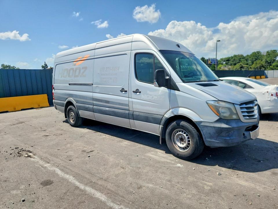 2014 FREIGHTLINER SPRINTER 2500 — Фото 4 из 14