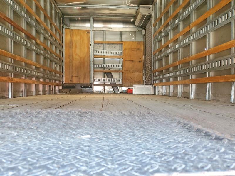 2017 HINO 195 BOX TRUCK — Фото 10 из 13