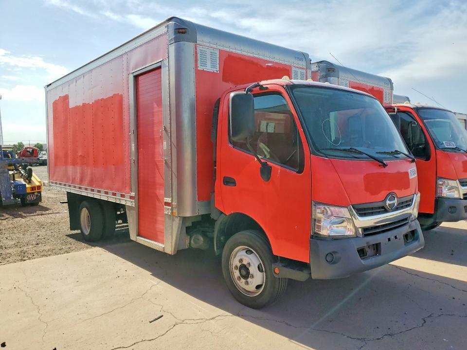 2017 HINO 195 BOX TRUCK — Фото 4 из 13