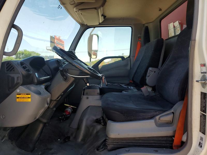 2017 HINO 195 BOX TRUCK — Фото 7 из 13