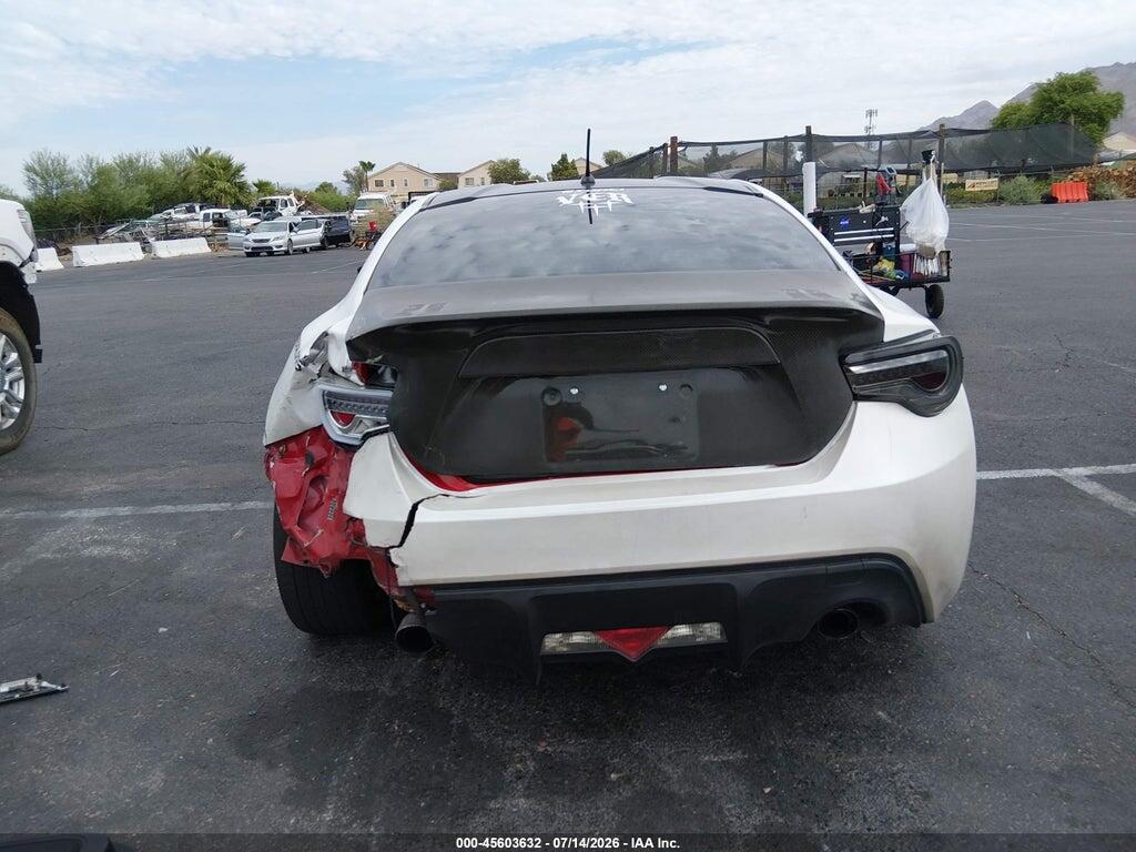 JF1ZNAA17D2704802 2013 SCION FR-S photo no. 6