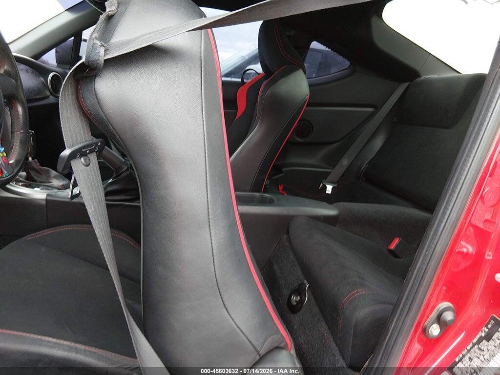 JF1ZNAA17D2704802 2013 SCION FR-S photo no. 8