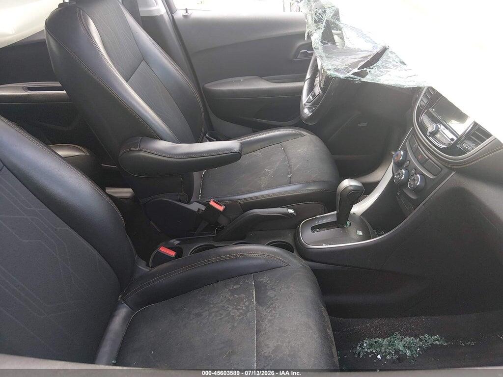 3GNCJLSB9JL373401 2018 CHEVROLET TRAX photo no. 5