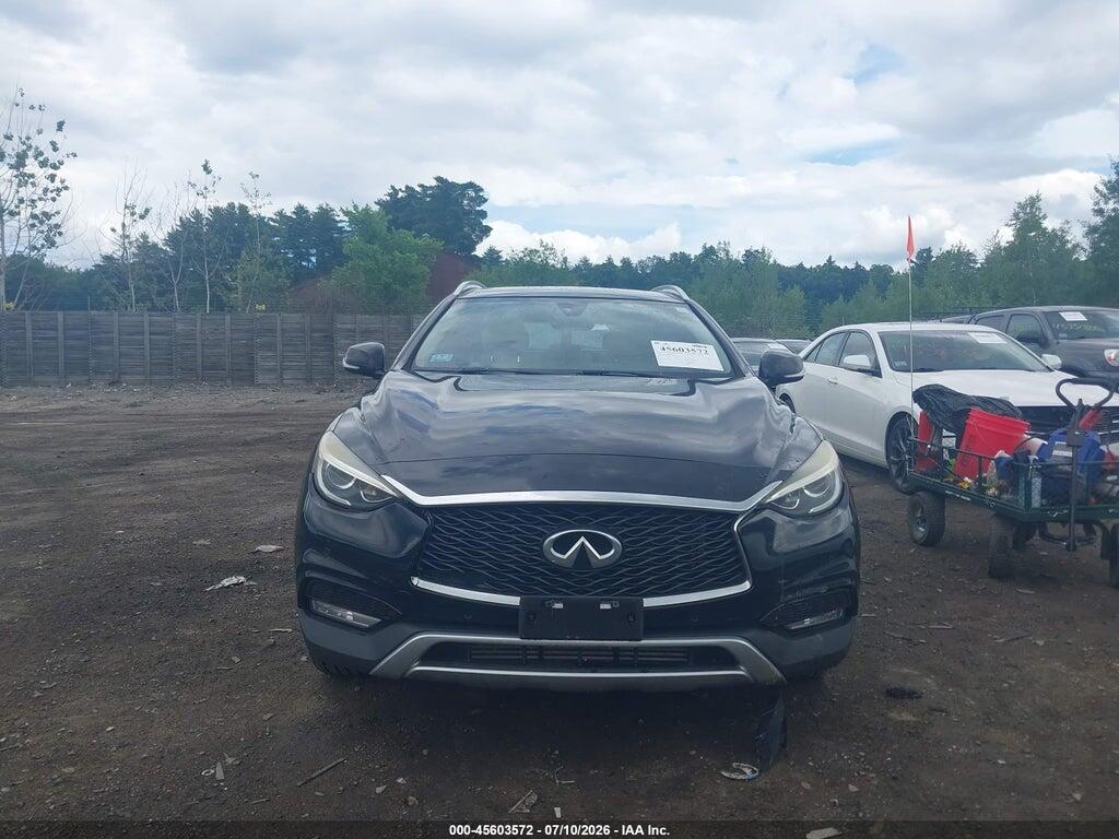 SJKCH5CR9JA044472 2018 INFINITI QX30 photo no. 6