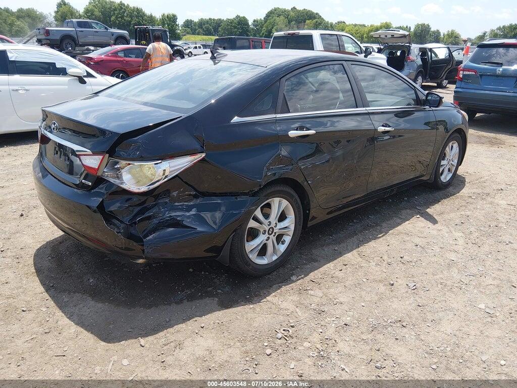 5NPEC4AC8DH599008 2013 HYUNDAI SONATA photo no. 4