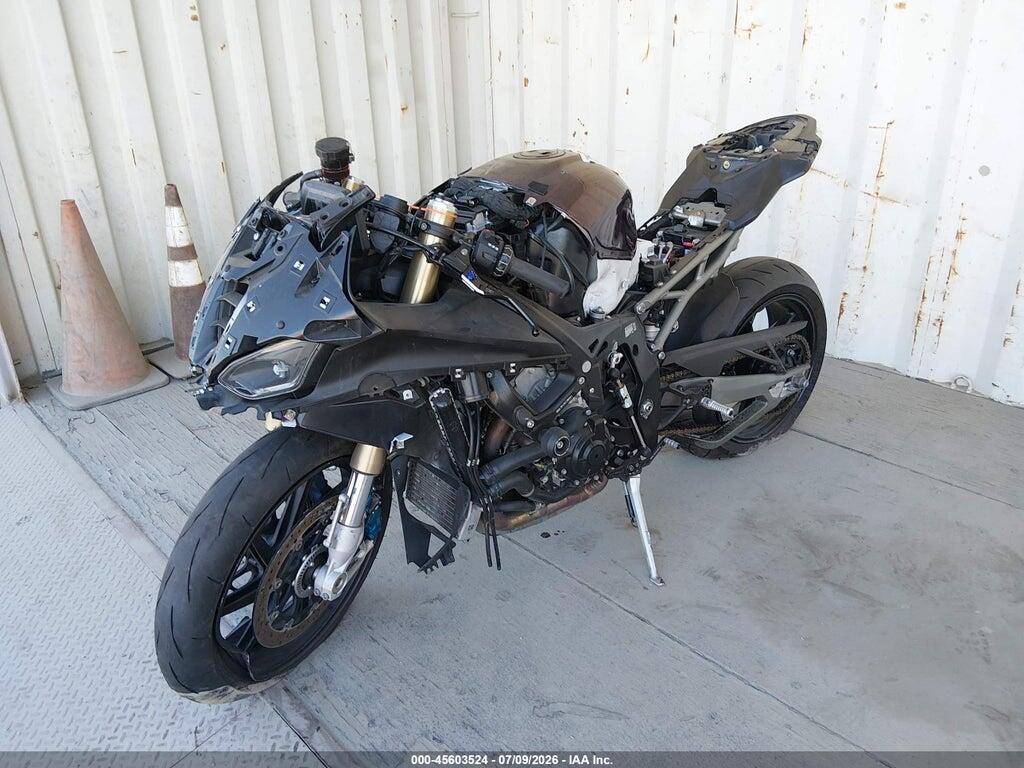 WB10P2302S6L40251 2025 BMW S 1000 photo no. 2