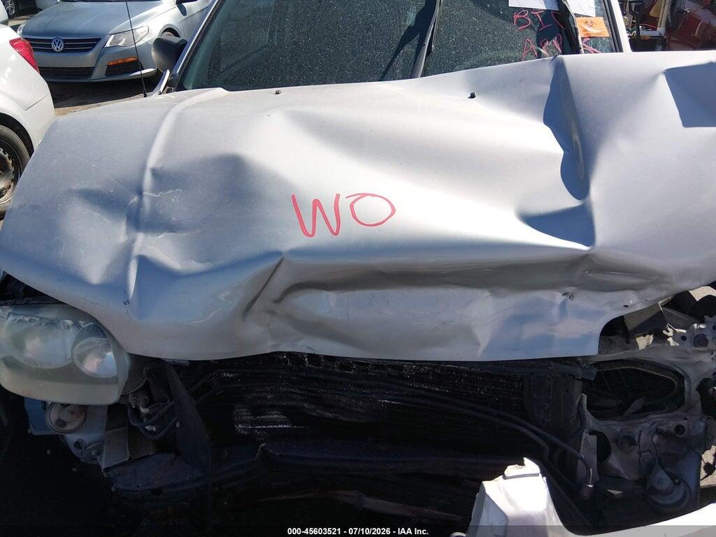 1FMYU94145KB49792 2005 FORD ESCAPE photo no. 10