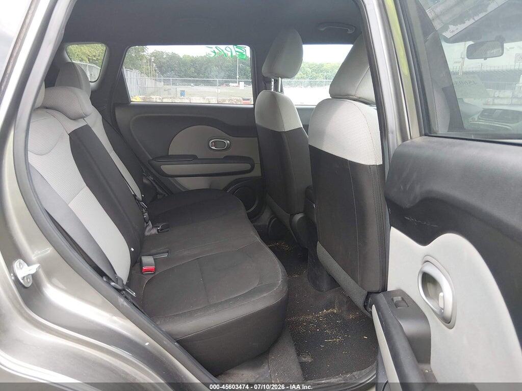 KNDJN2A22G7396371 2016 KIA SOUL photo no. 8