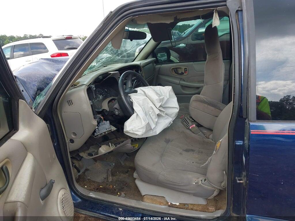 1GCCS19X038168739 2003 CHEVROLET S-10 photo no. 5