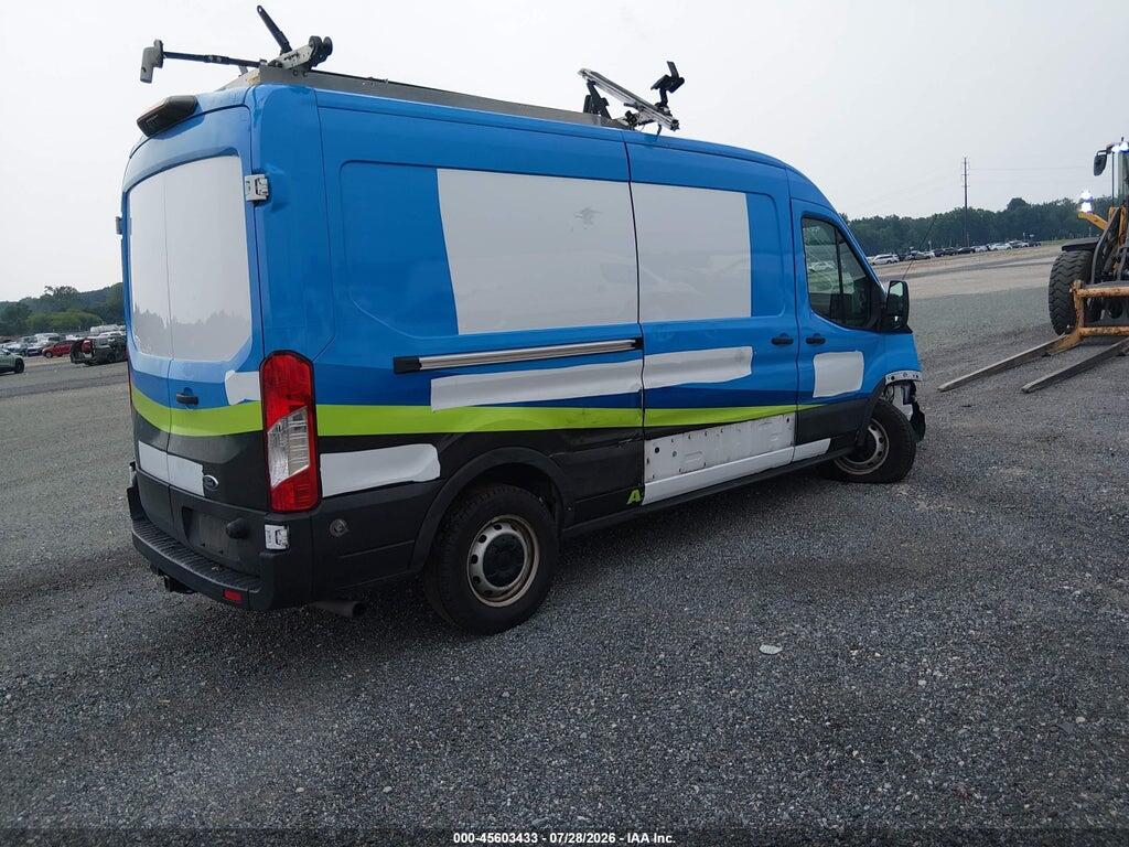 1FTBR1C80PKA33682 2023 FORD TRANSIT-250 photo no. 4