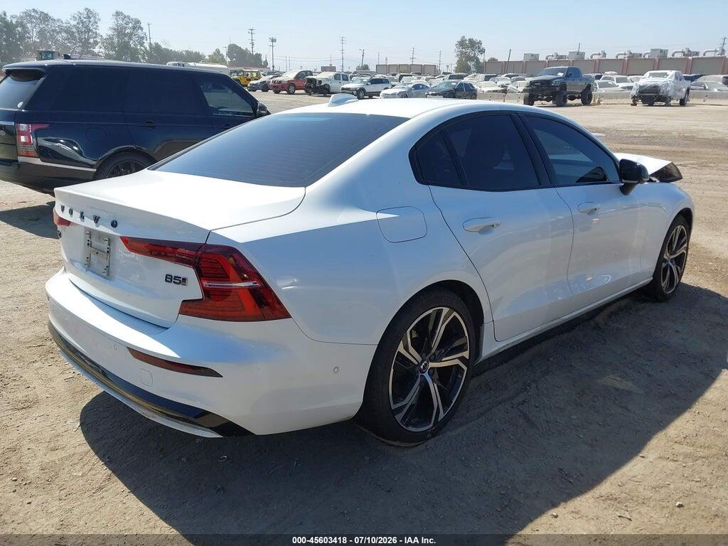 7JRL12TH2RG294367 2024 VOLVO S60 photo no. 4