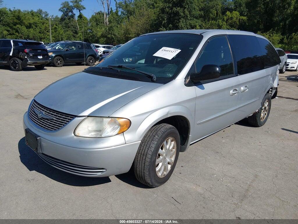 2C4GP44L63R375228 2003 CHRYSLER TOWN & COUNTRY photo no. 2