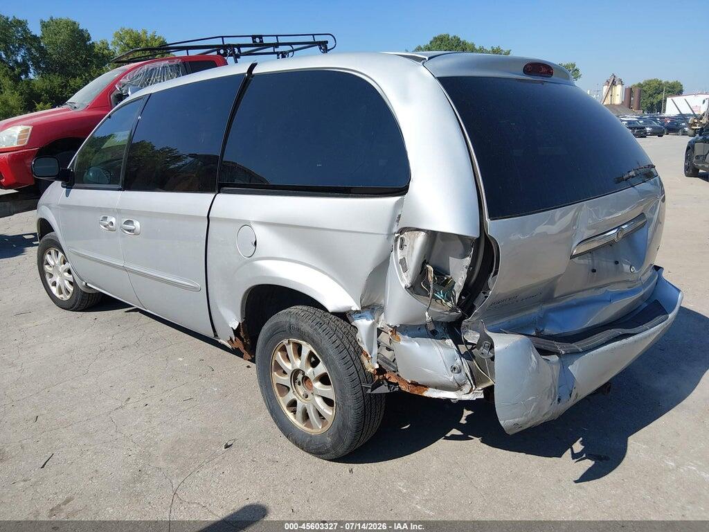 2C4GP44L63R375228 2003 CHRYSLER TOWN & COUNTRY photo no. 3