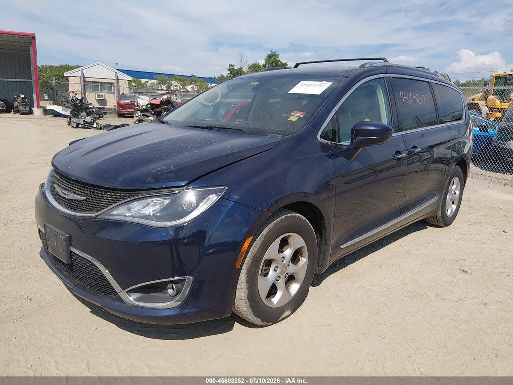 2C4RC1EG8HR556004 2017 CHRYSLER PACIFICA photo no. 2