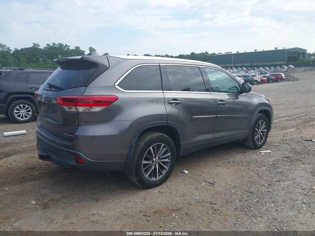 5TDJZRFH8KS587320 2019 TOYOTA HIGHLANDER photo no. 4
